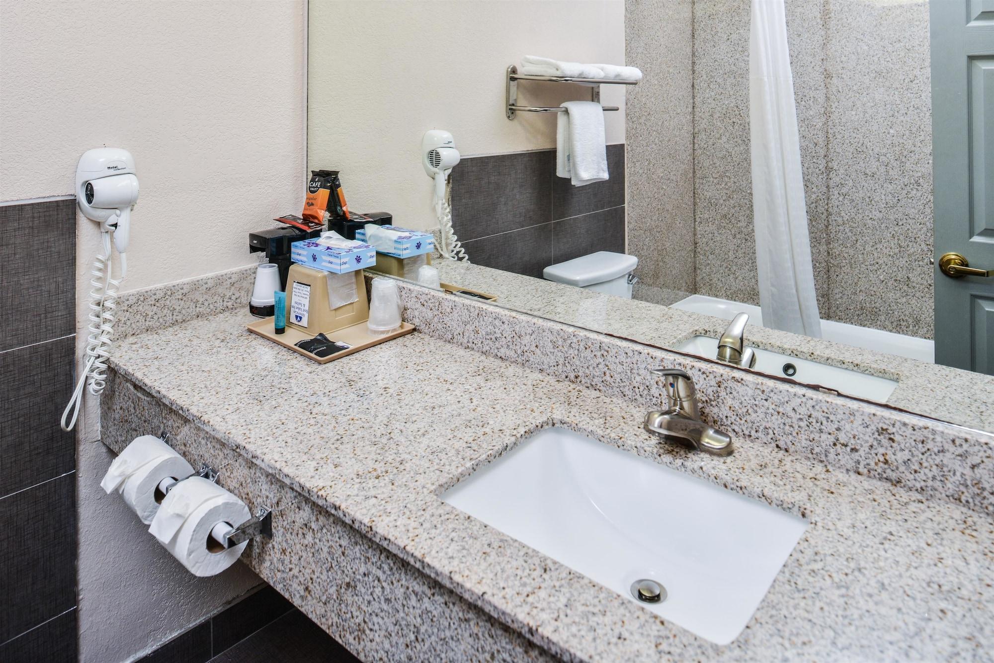 Americas Best Value Inn And Suites Houston Fm 1960 Kültér fotó