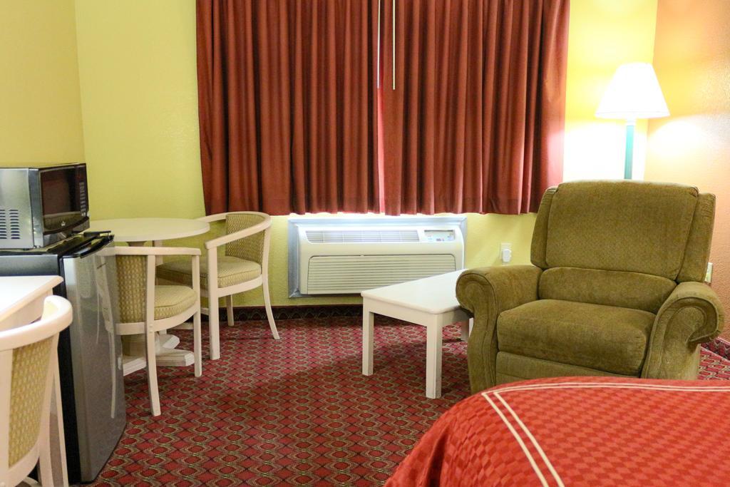 Americas Best Value Inn And Suites Houston Fm 1960 Kültér fotó