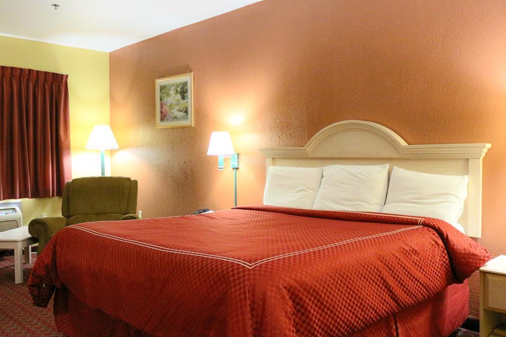 Americas Best Value Inn And Suites Houston Fm 1960 Kültér fotó