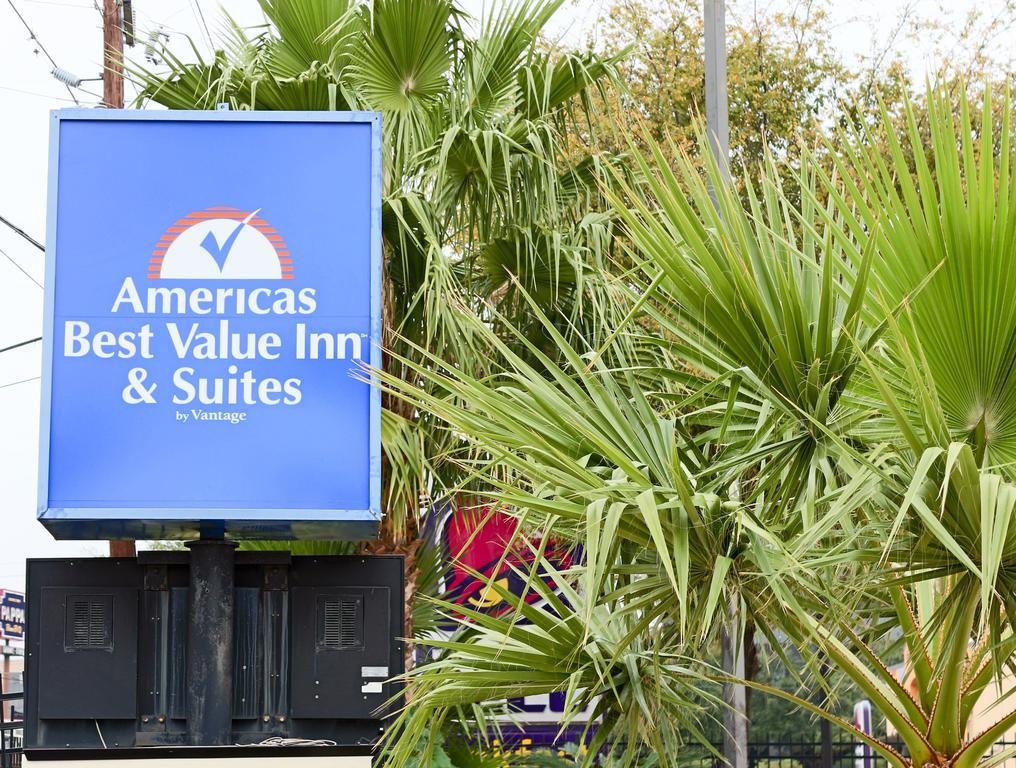 Americas Best Value Inn And Suites Houston Fm 1960 Kültér fotó